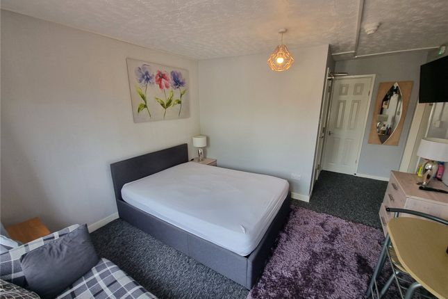1-bed house on Flat 5, 64, Furnace Lane, Telford, £1,083/mo