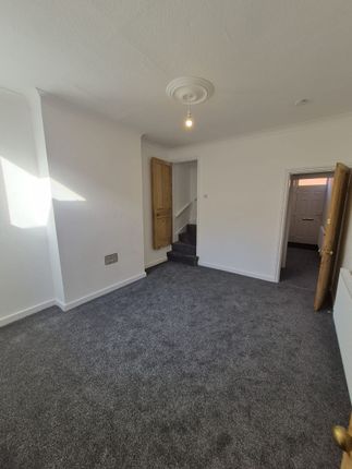 29 Daisy Road, Birmingham photo 5