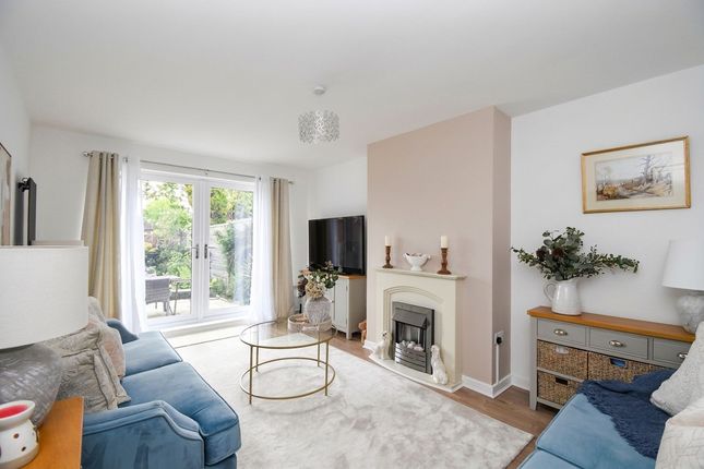 27 Parkstone Road, Manchester photo 2