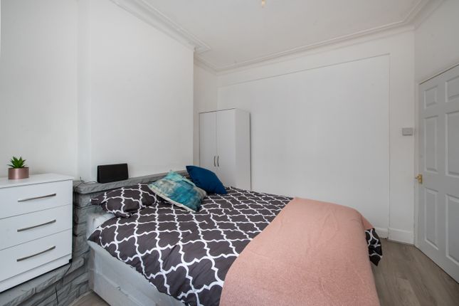Room A, FERNHILL STREET  E16 2HZ, LONDON photo 5