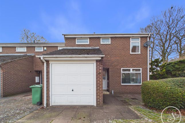 3-bed house on 16, Pendil Close, Leeds, £265,000
