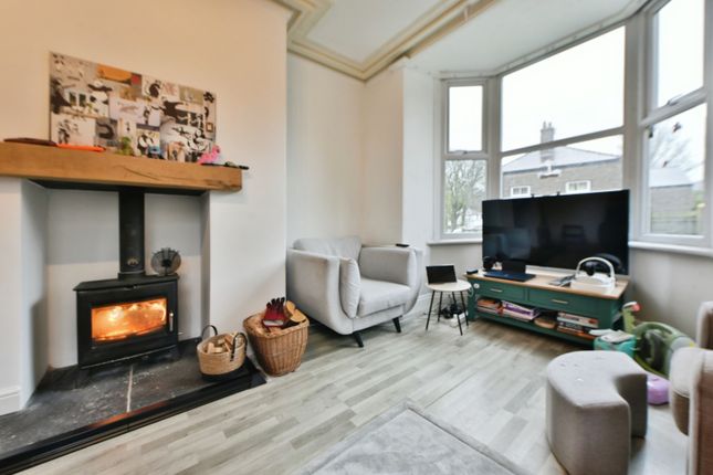 3a, Queens Road, Buxton photo 3