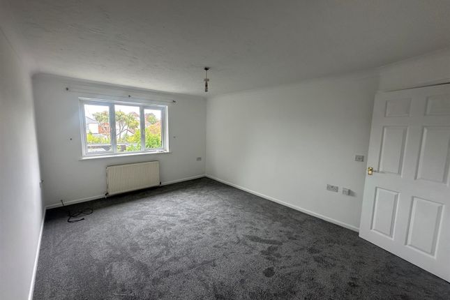 Flat 4 Henley Court, 146, Richmond Park Road, Bournemouth photo 2
