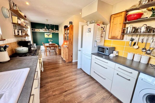 10, Woodville Road, Southampton photo 3