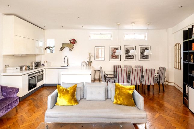 1, Kersley Mews, Battersea photo 2