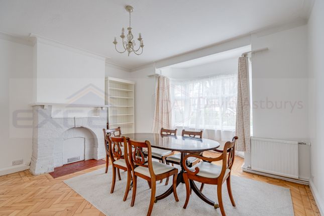 Flat A, 20, Cyprus Avenue, Finchley photo 3