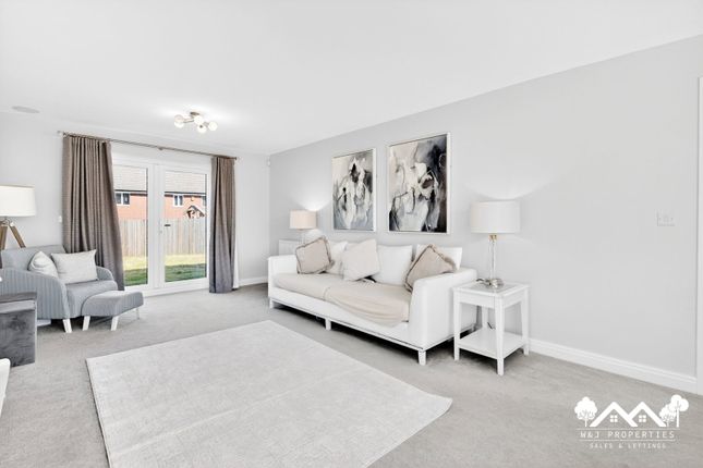 3, Almond Green Avenue, Standish photo 5