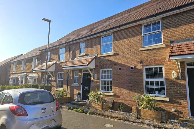 Thumbnail Terraced house for sale in Agincourt Drive, Sarisbury Green, Southampton