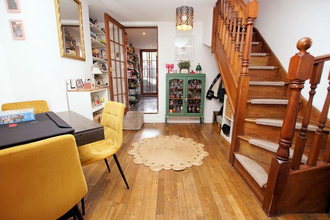 34, Village Road, Gosport photo 4