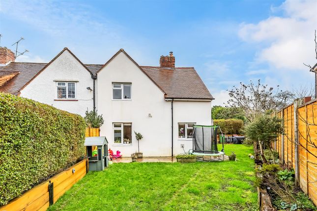33, Poplar Avenue, Leatherhead photo 4