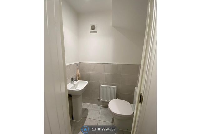 Brook Rise, Churwell, Morley, Leeds photo 3