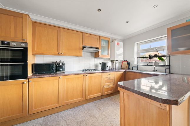 Clairvale Road, Hounslow photo 2