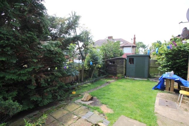12, Manor Court York Way, London photo 2