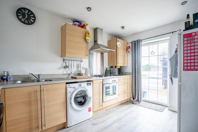 Flat for sale in Ascot Court, Gale Lane, York