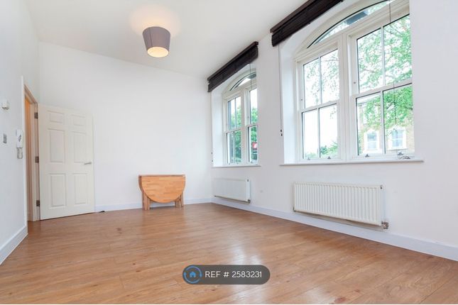Large Sitting Room