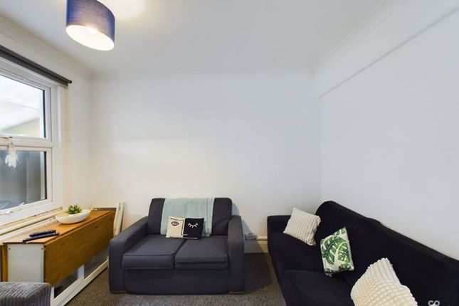 56 Cobden Road, Brighton photo 3