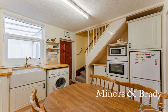 13 Kirkley Street, Lowestoft photo 3