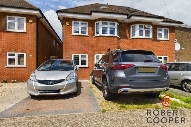 Thumbnail Terraced house to rent in Manor Gardens, Ruislip, Middlesex