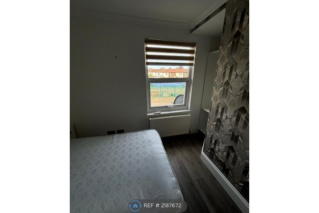 Lamberts Place, Croydon photo 2