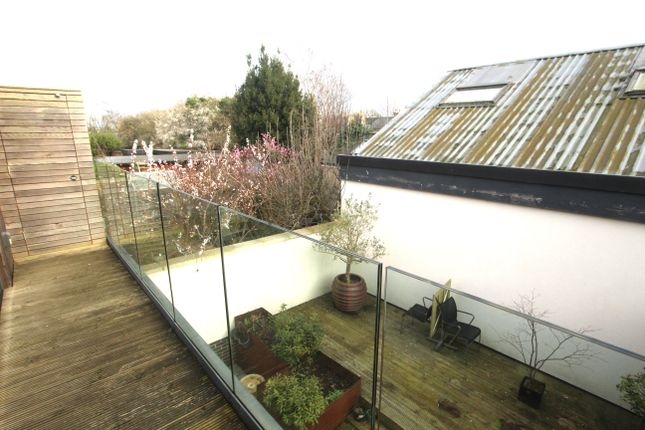 End terrace house for sale in Comar Mews, Hartington Grove, Cambridge