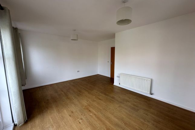 7, West cotton close, Northampton photo 4