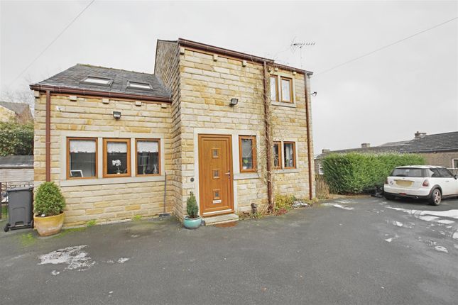 Thumbnail Detached house for sale in Northgate, Holywell Green, Halifax