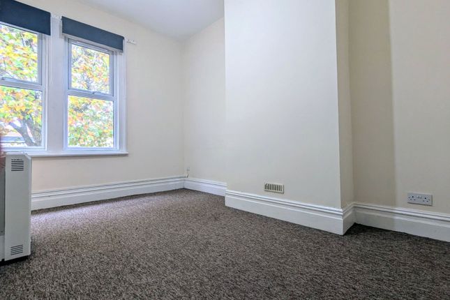 First Floor Flat, 283A, Gloucester Road, Bristol photo 3