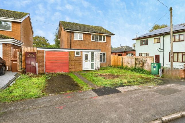 3-bed detached on Wood Lane, West Midlands, £210,000