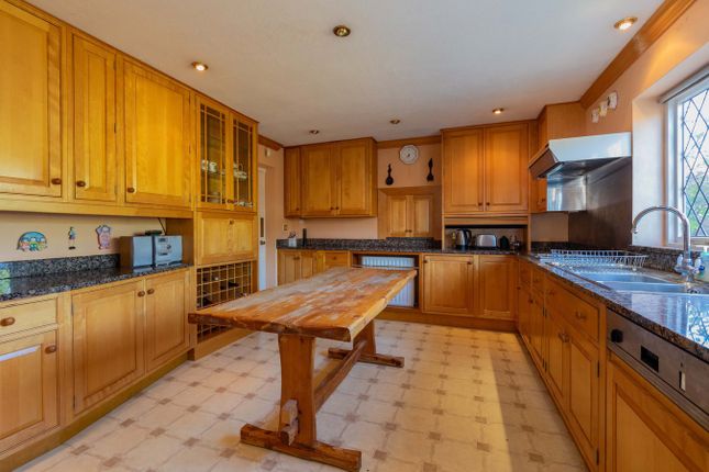 93, Dropmore Road, Burnham photo 3