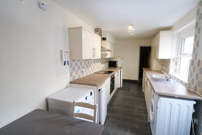 43, Bowerham Road, Lancaster photo 2