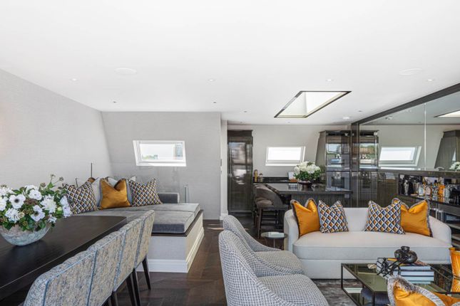 Penthouse West 12, Prince Of Wales Terrace, London photo 2