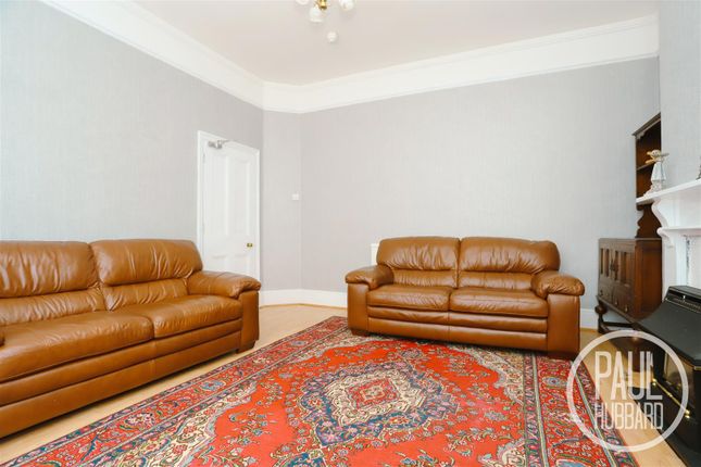 8, Cleveland Road, Lowestoft photo 4