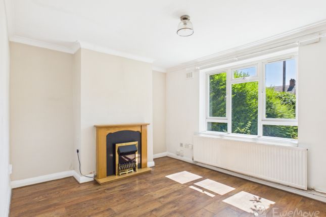 9, Lindfield Estate North, Wilmslow photo 3