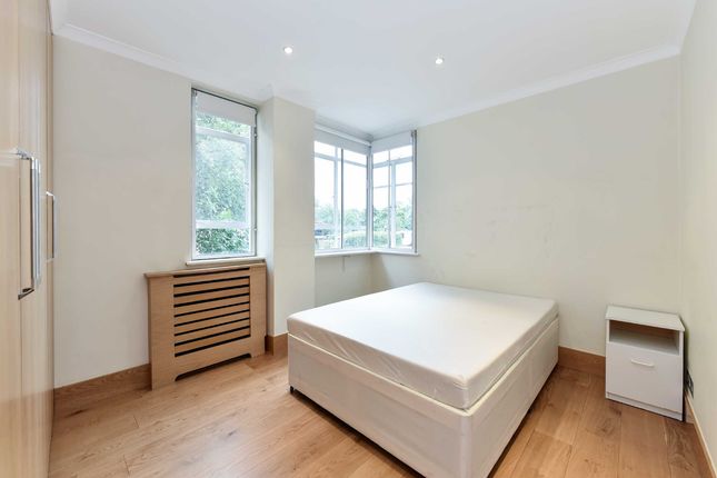 Flat to rent in Oslo Court, Prince Albert Road, St John's Wood, London