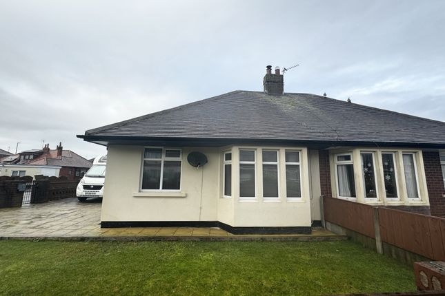 2-bed house on 19, Eversleigh Avenue, Thornton-Cleveleys, £900/mo