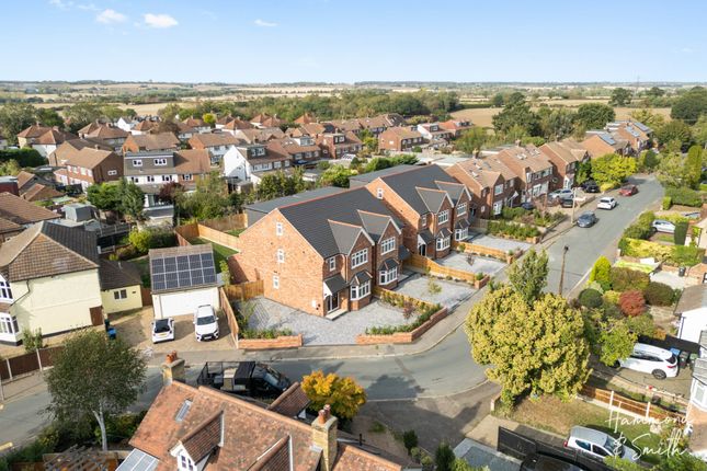 3 Woodberry Down, Epping photo 4