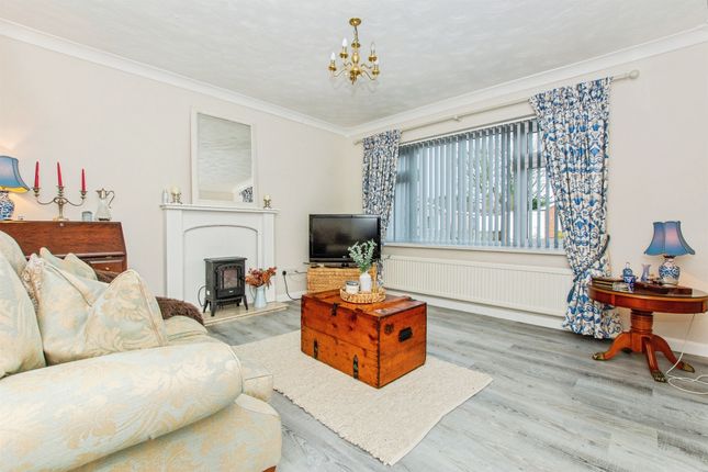 18, Windsor Gardens, Spalding photo 2
