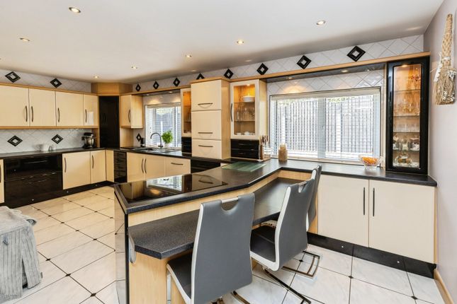 7, Gorse Way,, Chester photo 4