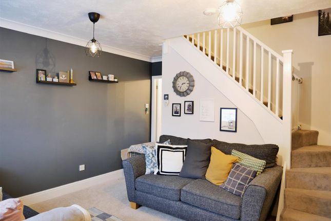 10, Tyning Park, Calne photo 3
