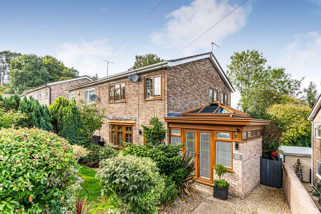 34 Greenfield Avenue, Pontypridd photo 2