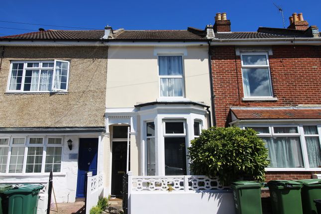 Thumbnail Terraced house to rent in Wyndcliffe Road, Southsea
