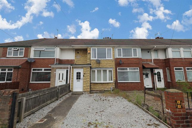 Thumbnail Terraced house for sale in Welwyn Park Avenue, Hull