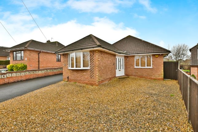 Bungalow for sale in St. Vincent Crescent, Waterlooville, Hampshire
