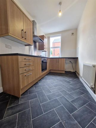 1A, Stockbridge Avenue, Bentley, Doncaster photo 2
