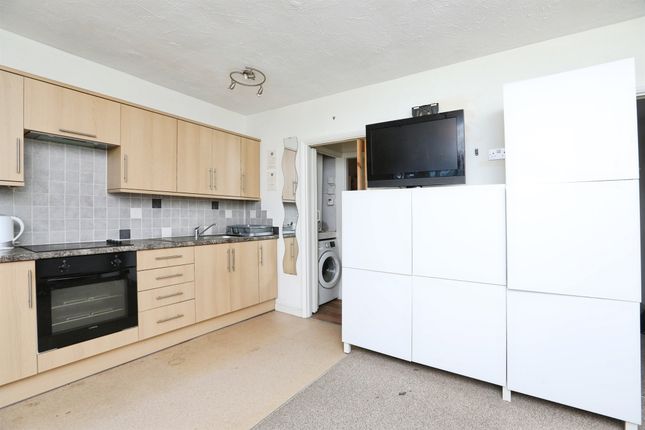 4, Wing House, Wing Road, Sheerness photo 4