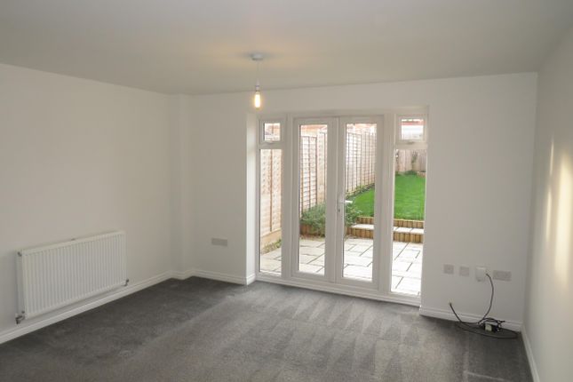 5, STAFFORD photo 4