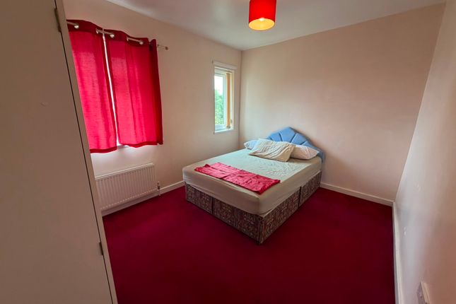 56, Sheffield photo 5