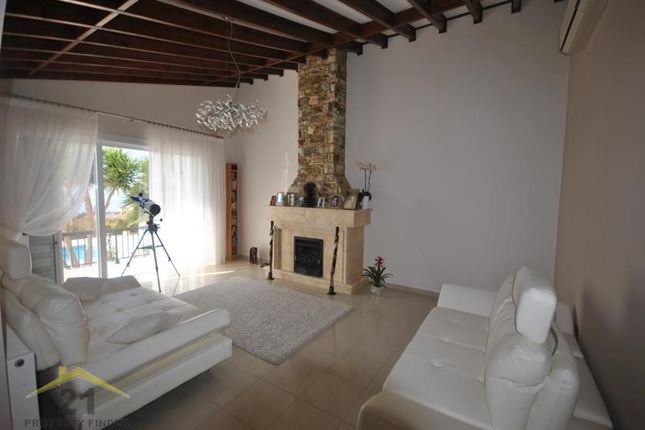 Bungalow for sale in Tala, Paphos, Cyprus