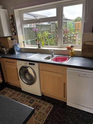 74, Balmoral Crescent, Oswestry photo 3