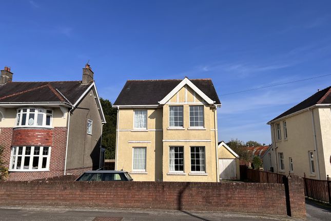 Detached house for sale in Towy Avenue, Llandovery, Carmarthenshire. SA20